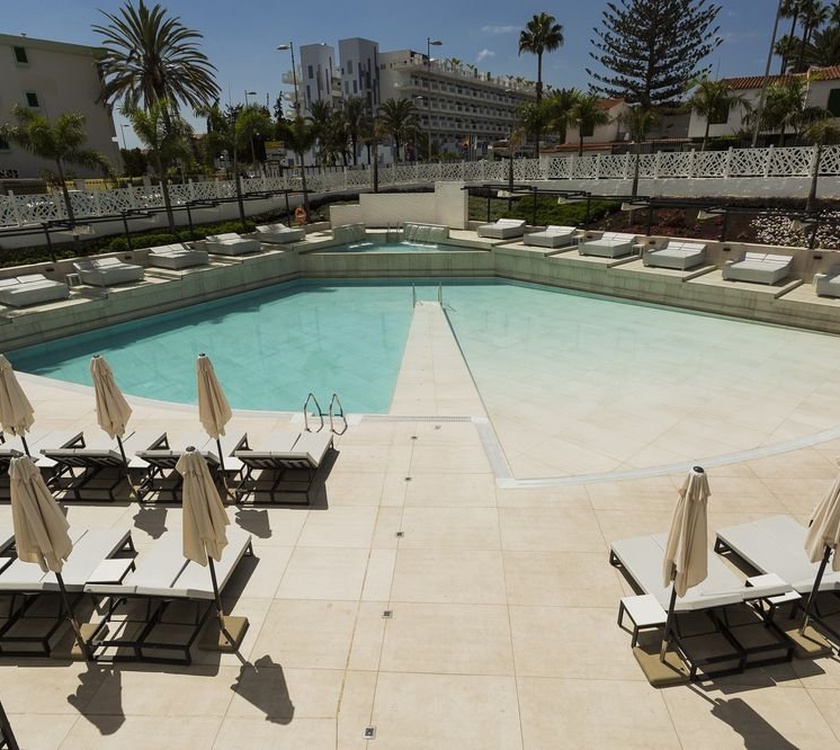 Swimming pool Caserio Hotel Playa del Inglés